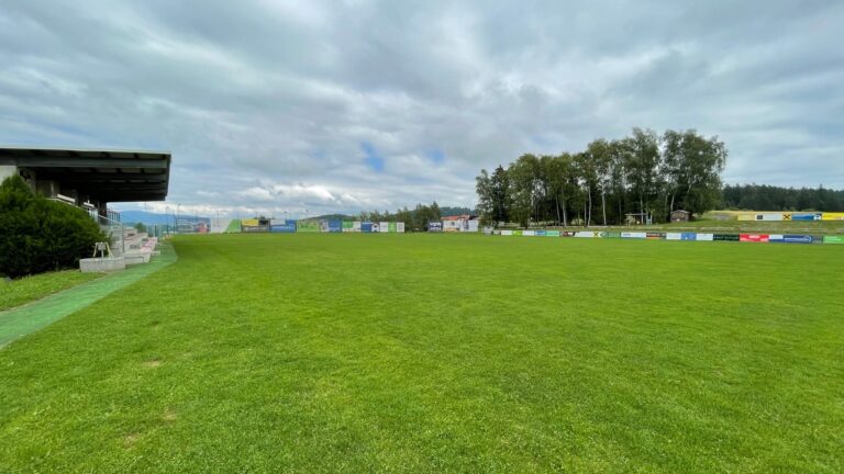 Terrain de football Kollerschlag
