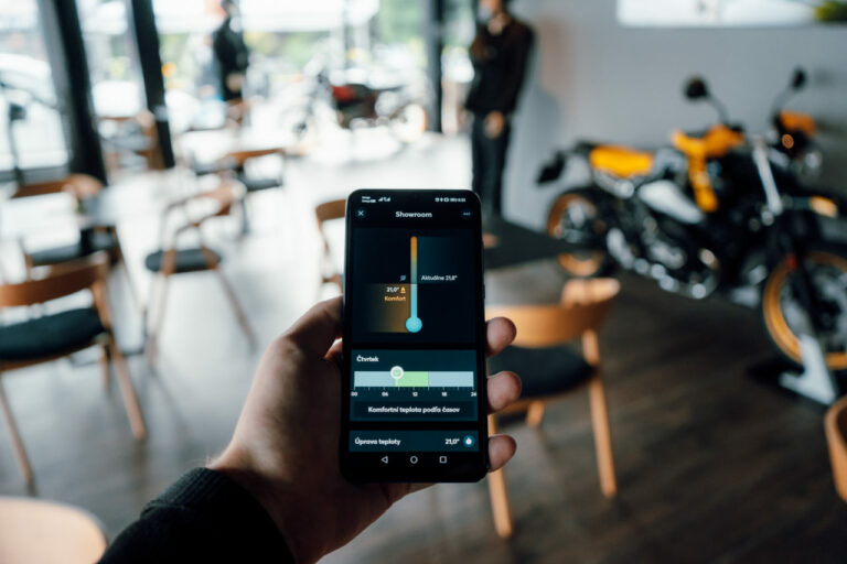 Smart motorcycle & barber shop