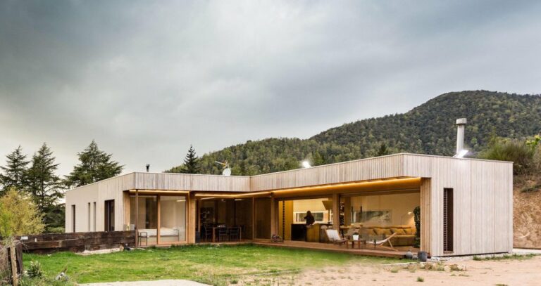 The Loxone Smart Home 100,000: Espinelves by Creixans