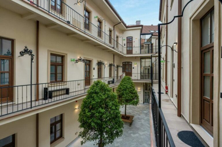 Palace Apartments: Luxury apartments
