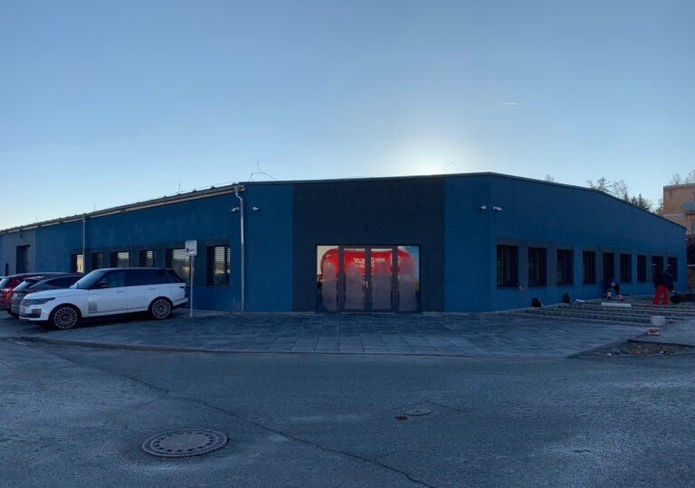 Offices and storage hall