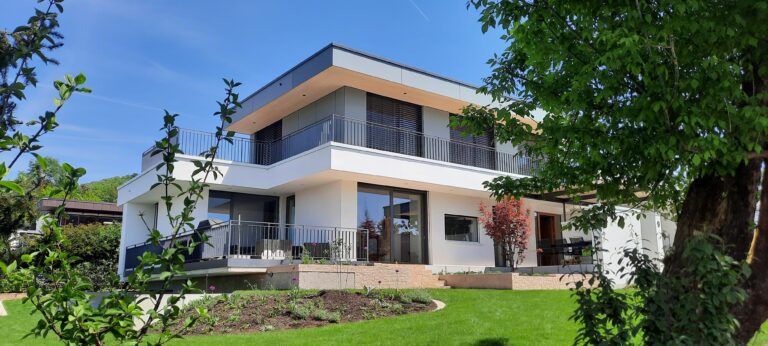 Modern City Villa