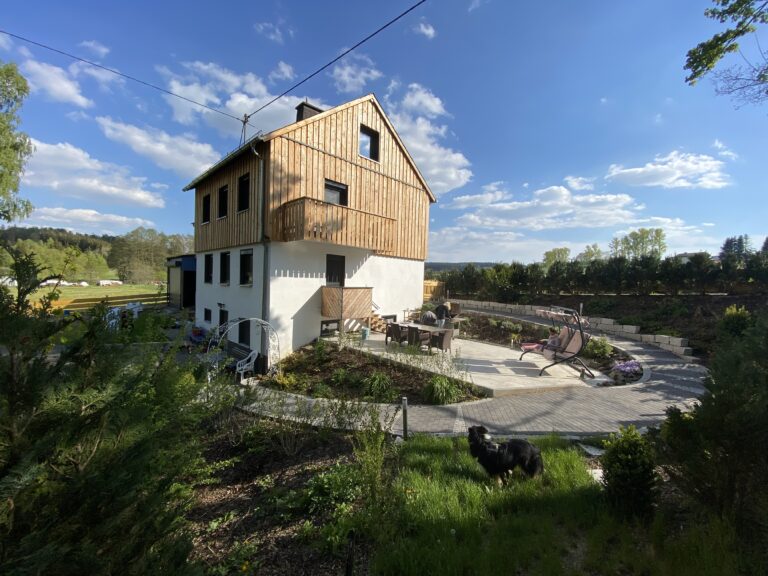 Detached house core renovation
