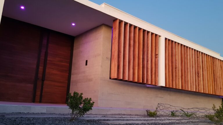 Autonomous family house Los Ríos