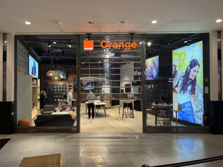 Orange winkel Belval