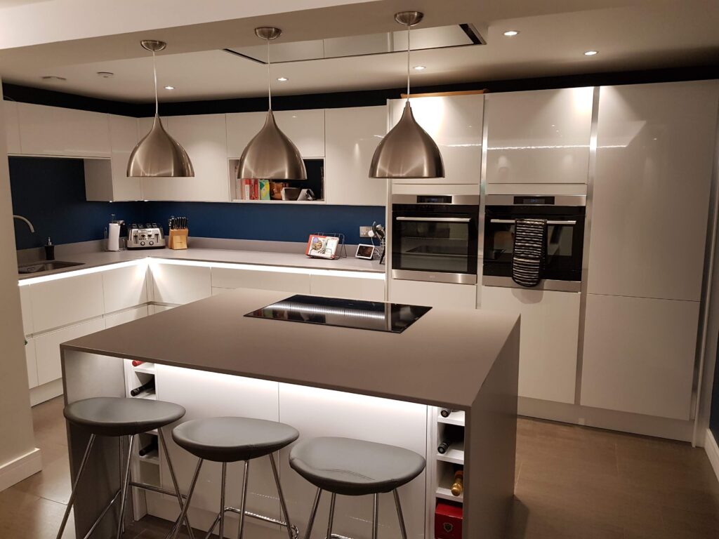 Controllo dell'illuminazione della cucina | LOXONE Referenze