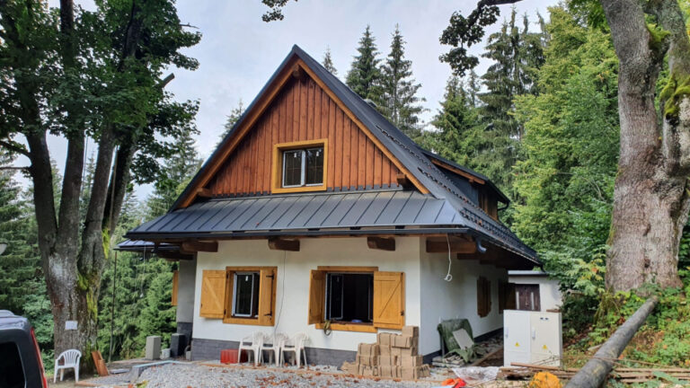 Mountain holiday cottage