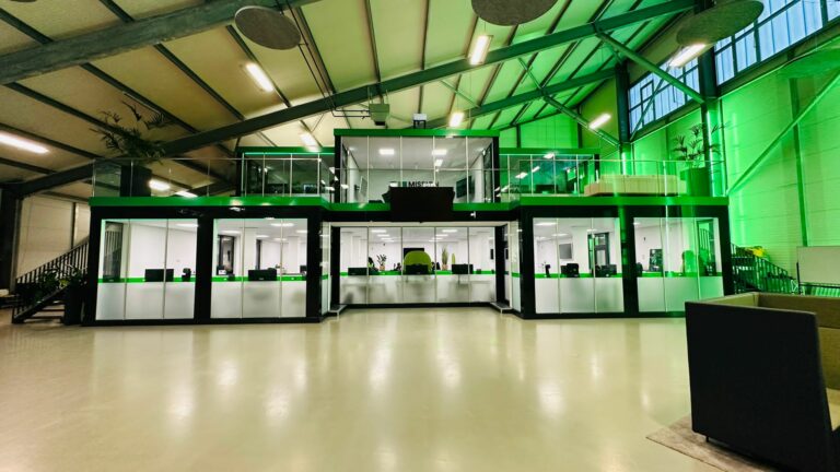 Mission Loxone in business