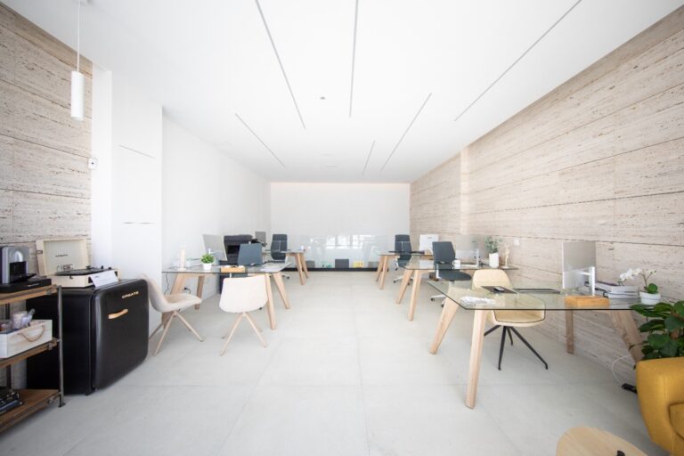 Spacio4 Real Estate Office