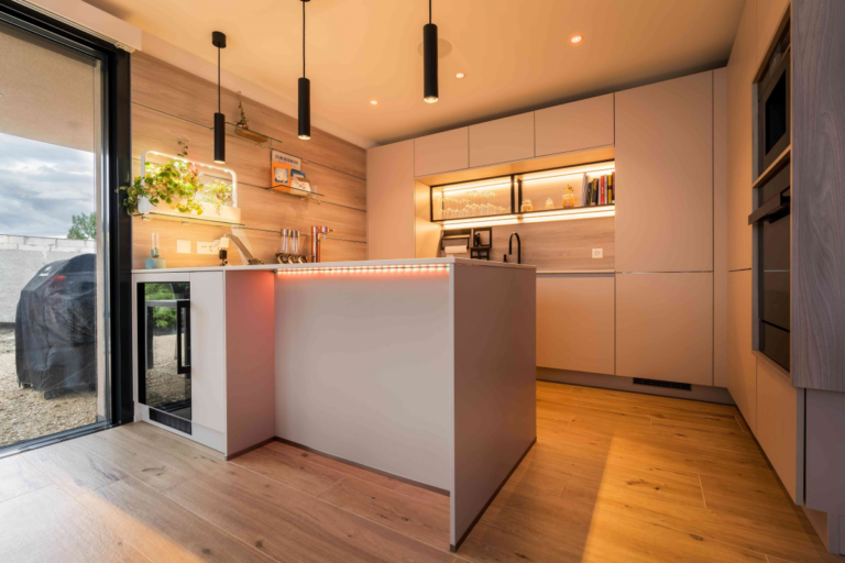 Semi-detached villa