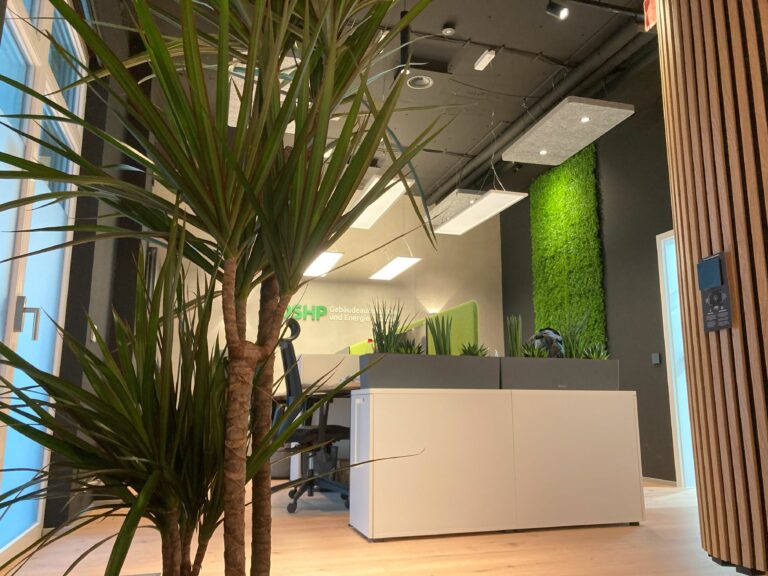 Office with an attached factory and warehouse