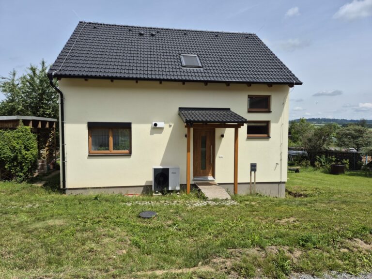 Family house Výčapy
