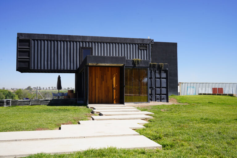 Containers Tiny House