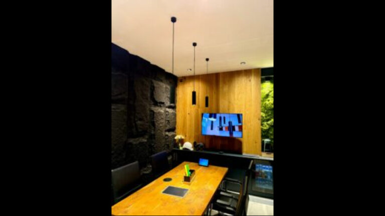 Smart Showroom