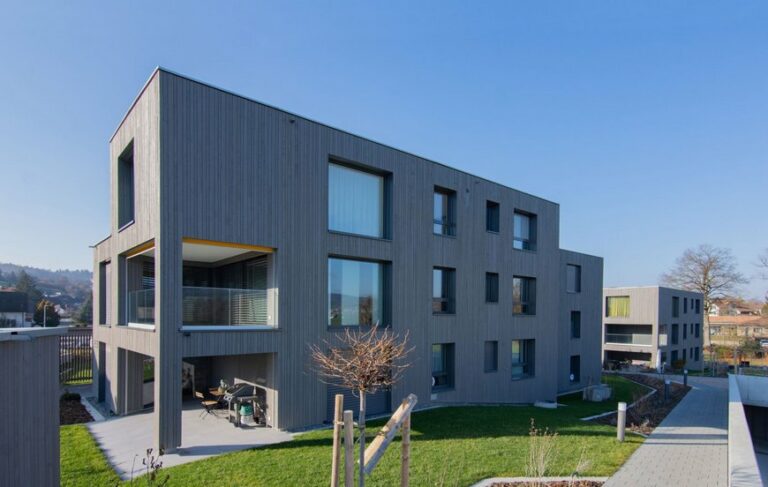 Apartment buildings in Seon