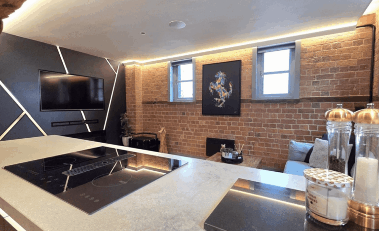 Smart Comfort in the Heart of Town
