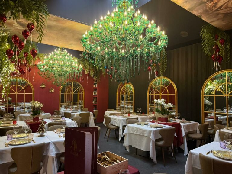 Casa Barca Restaurant
