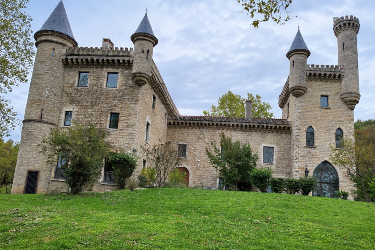 Feudal castle - 14th century