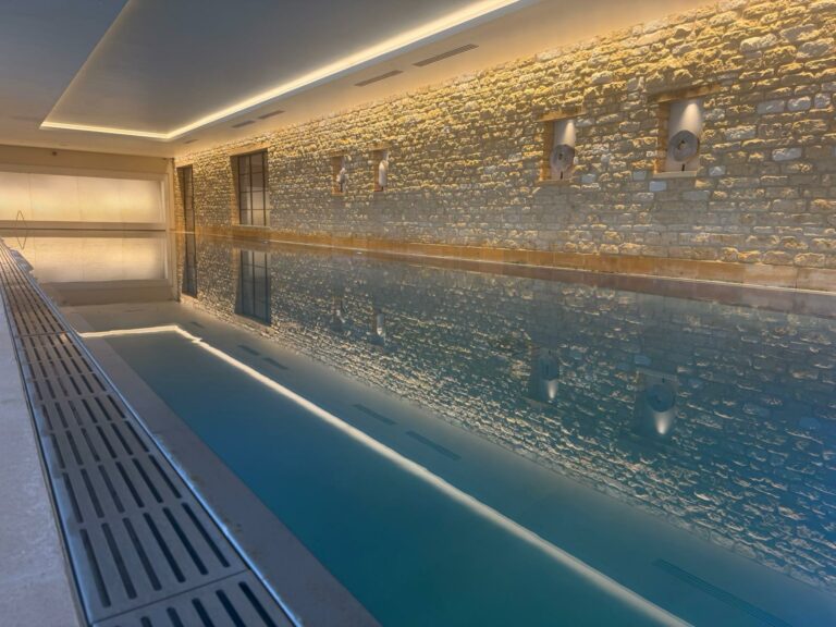 Luxury Pool Automation