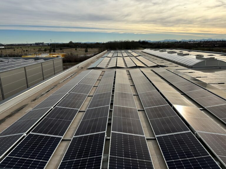 Direct sale of PV electricity