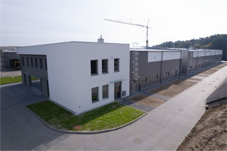 Office and warehouse complex