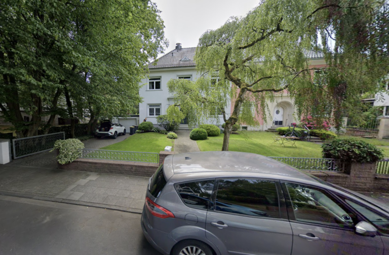 suburban villa in Cologne