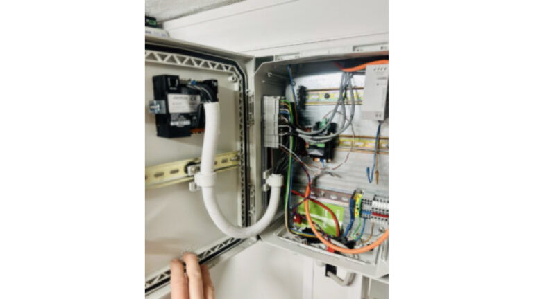 Energy measurement with LOXONE