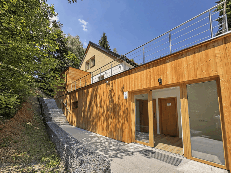 HOTEL AND WELLNESS, Pastviny